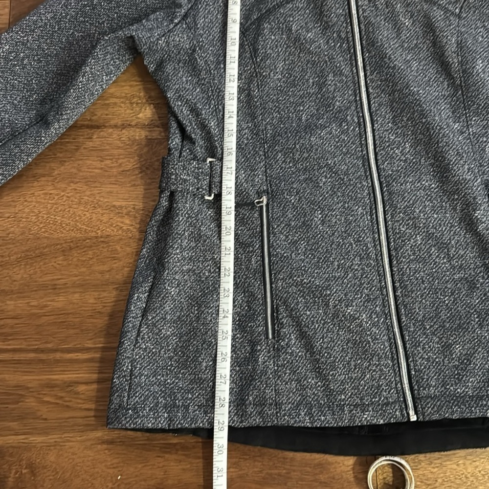 Gerry Hooded Jacket - Picture 6 of 6
